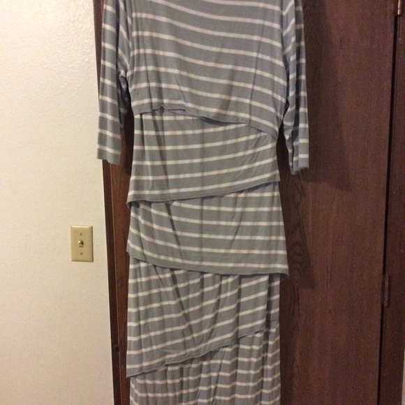 Dainty Jewells dress - Picture 2 of 3